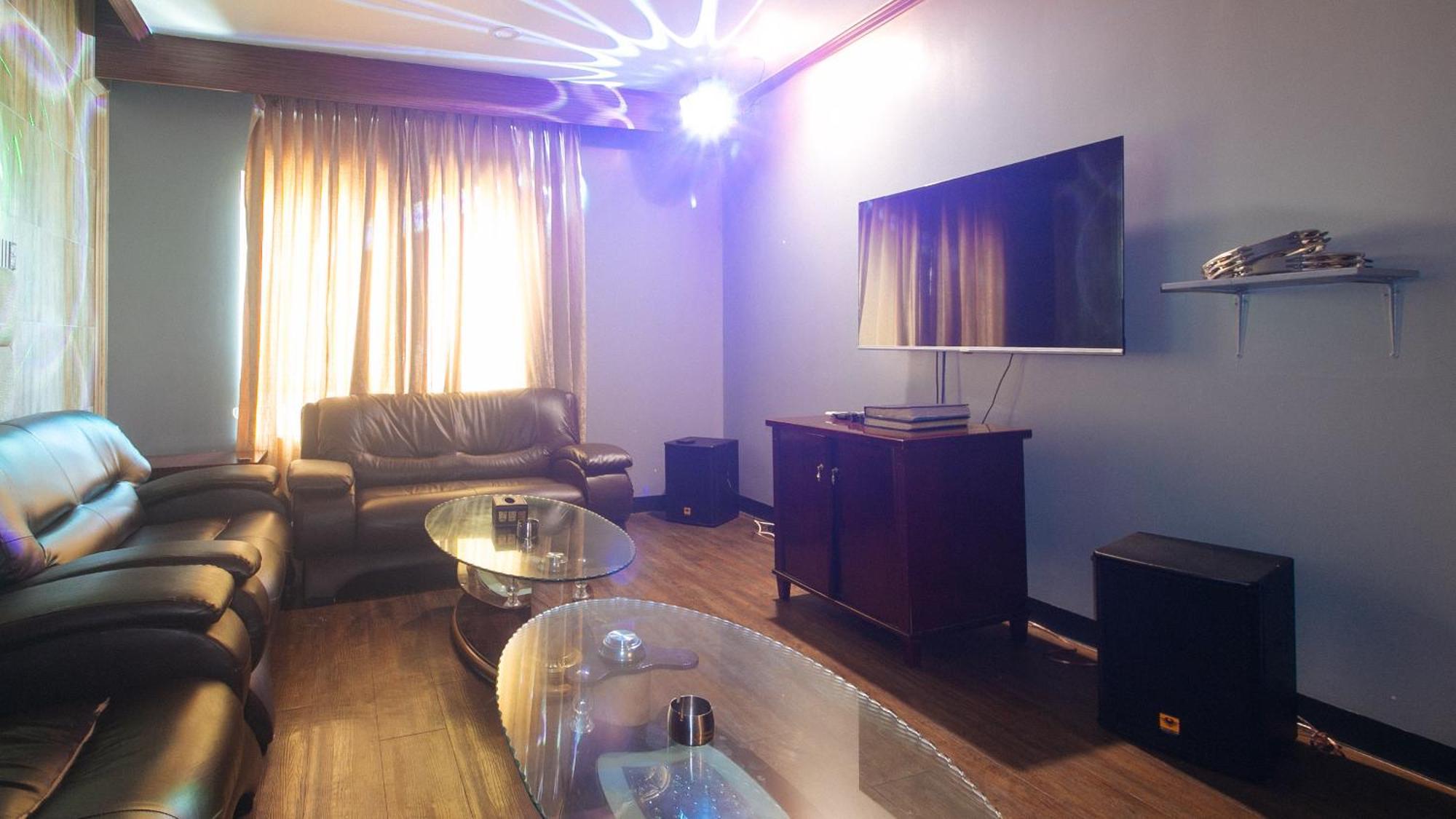 Reddoorz Premium At Jjimjbang Hotel Spa Manila Exterior foto